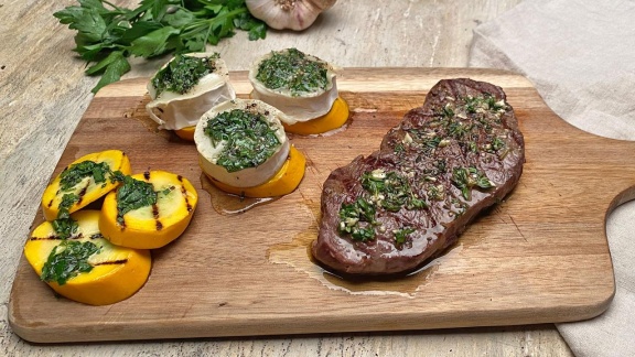 Ard-buffet - Rezept: Gegrillte Rindersteaks Mit Zucchini Und Ziegenkäse