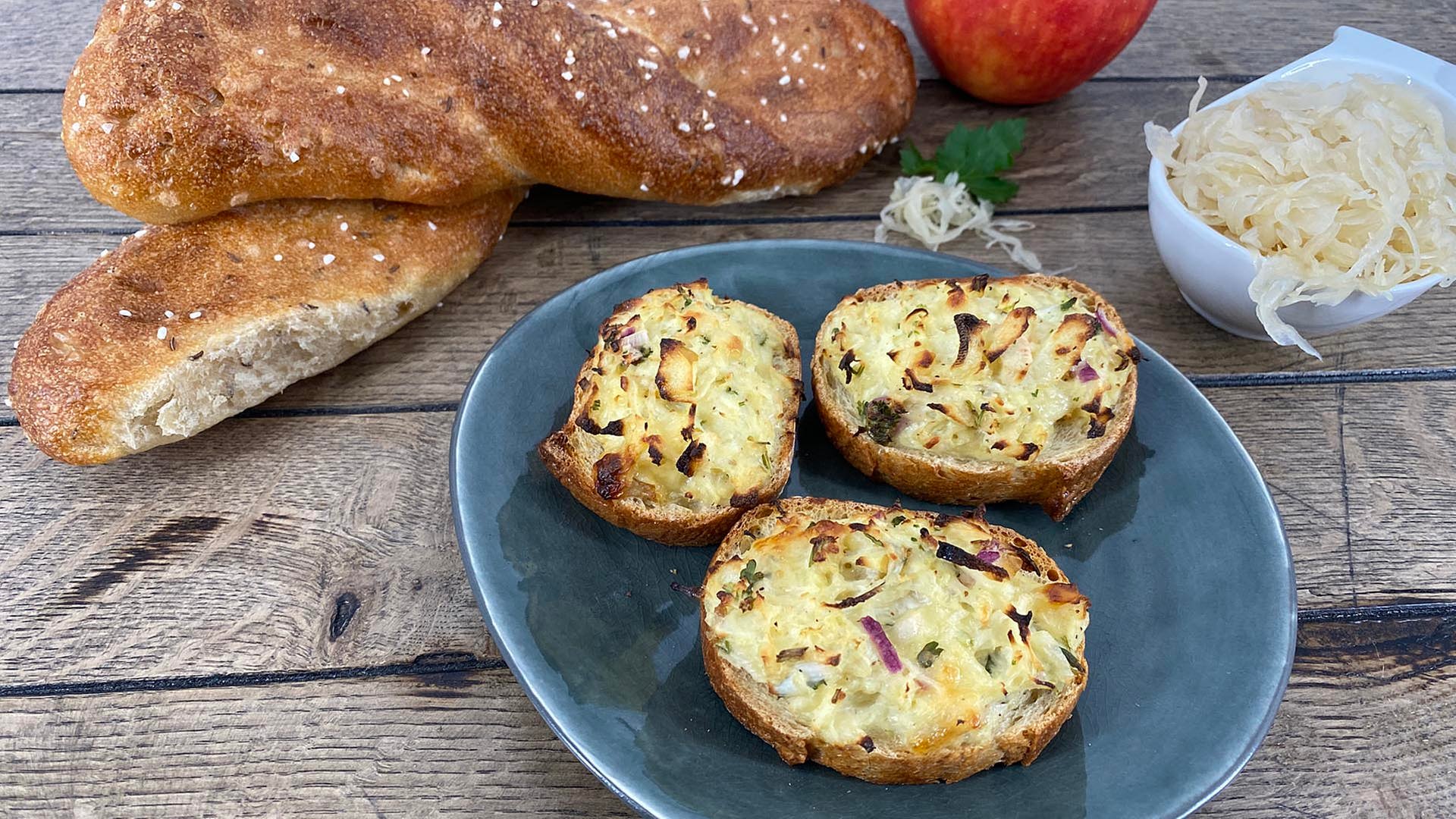 Kaffee Oder Tee: Rezept: Sauerkraut-Krustini Mit Linsen-Bällchen Und ...