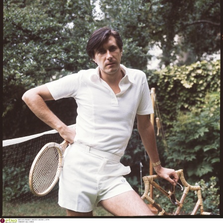 Bryan Ferry im Tennis-Outfit | Bild: picture-alliance/dpa