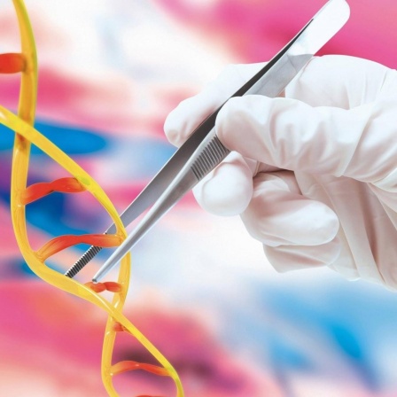 DNA-Strang festgehalten von einer Pinzette