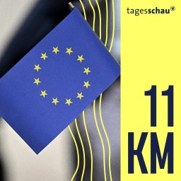 Eine EU-Flagge bei der EU­Tour durch die Nürnberger Altstadt anlässlich der anstehenden Europawahl am 9. Juni 2024.