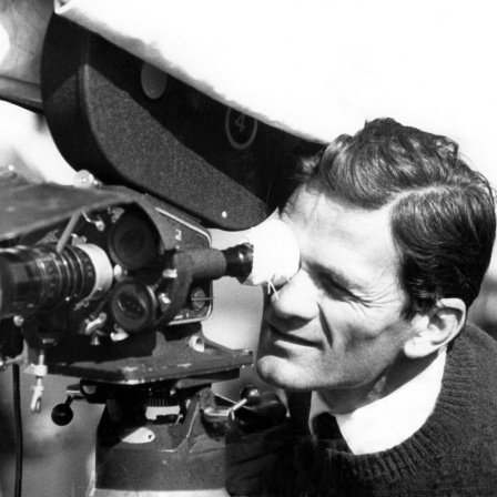 Pier Paolo Pasolini filmt am Set, 1962