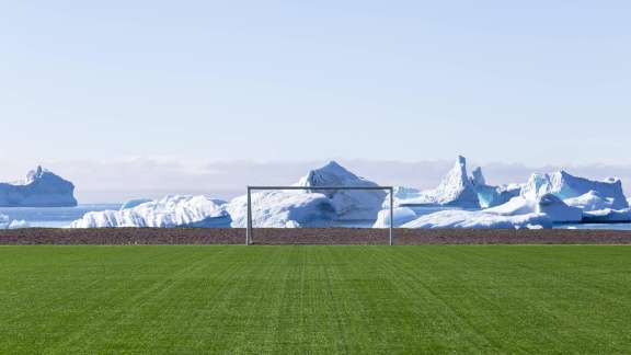 Sportschau - Das Besondere Stadionerlebnis In Grönland