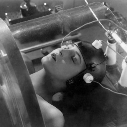 Brigitte Helm als Maria Roboter im Film "Metropolis", 1927