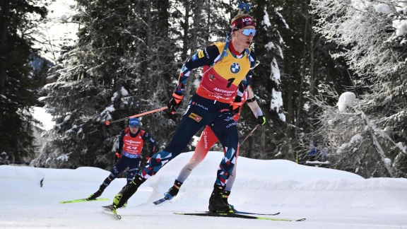 Sportschau Wintersport - Der Massenstart Der Biathleten In Antholz - Die Zusammenfassung