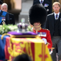 Der Sarg der Queen ist in London angekommen