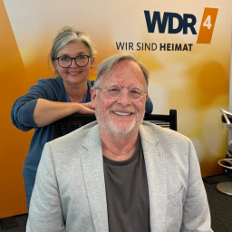 Prof. Dr. Dietrich Grönemeyer mit Heike Knispel bei WDR 4. 