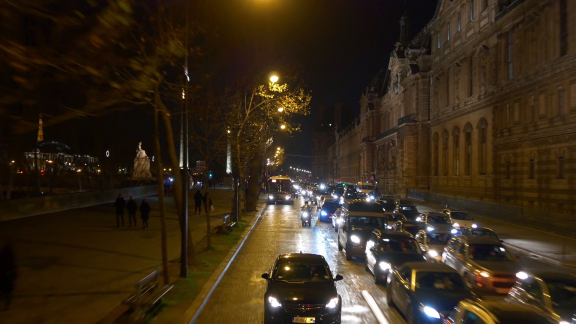 Wer Weiß Denn Sowas? - Wer Nach 22 Uhr In Paris Den Bus Nimmt, ....