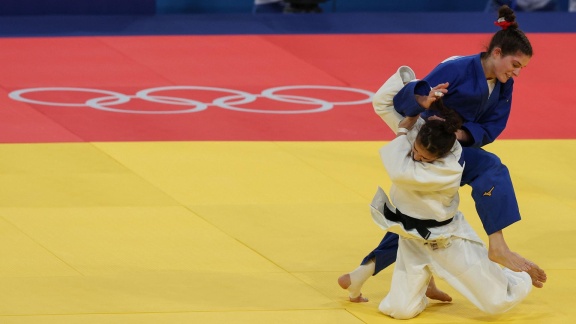 Sportschau Olympia 2024 - Judo - Halbleichtgewicht: Der Viertelfinalkampf Von Mascha Ballhaus