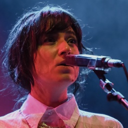 Lucia Cadotsch