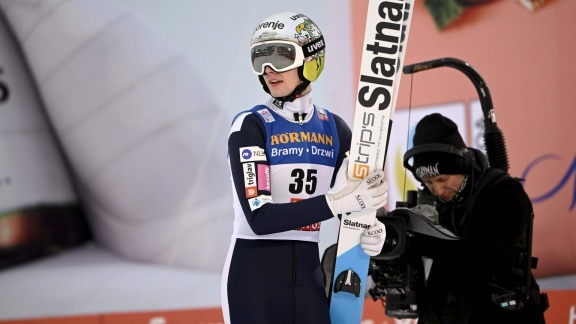 Sportschau - Skispringen Der Männer In Kuusamo - Der Komplette 1. Durchgang