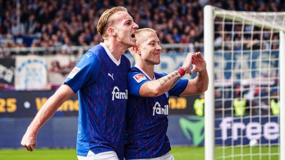 Sportschau Bundesliga - Kiel Fährt Sieg Gegen Rostock Ein