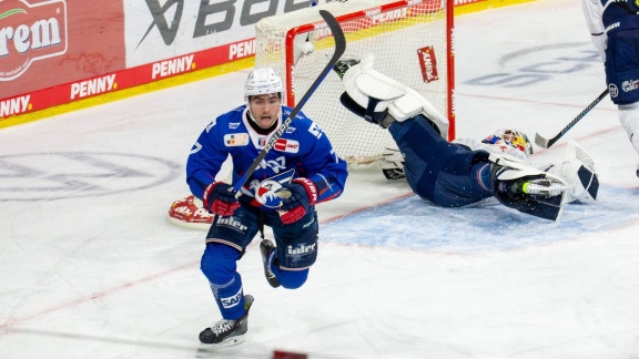 Sportschau - Klarer Sieg Der Adler Mannheim