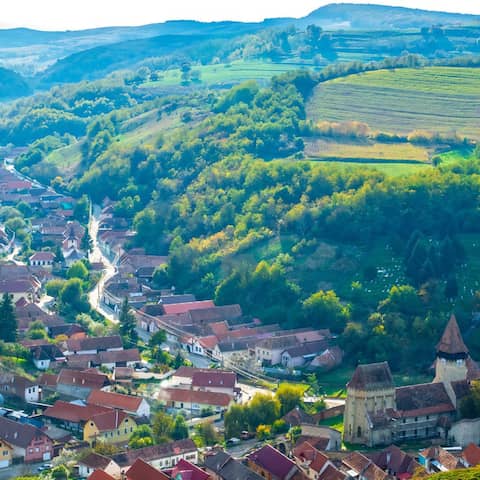 Blick auf das rumänische Dorf Seica Mica (imago images / Depositphotos)