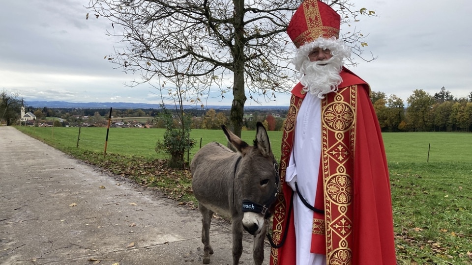 Sehen statt Hören Woher kommt der Nikolaus? ARD Mediathek