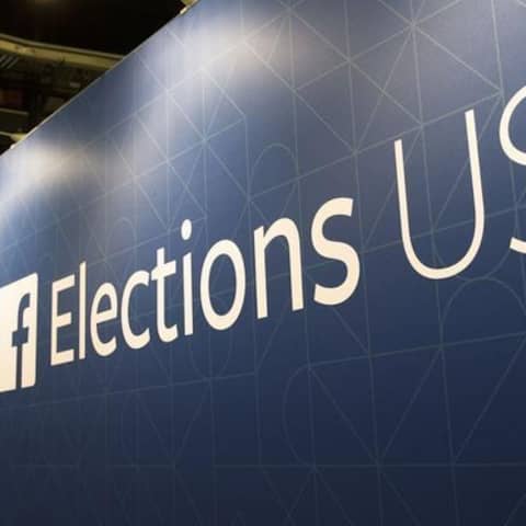 Der Schriftzug &#034;Facebook Elections USA&#034; auf einer Wand in einer Halle