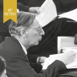 SPD-Abgeordneter Adolf Arndt während der Verjährungsdebatte am 10.03.1965 im Deutschen Bundestag | Bild: picture-alliance/ dpa | Kurt Rohwedder