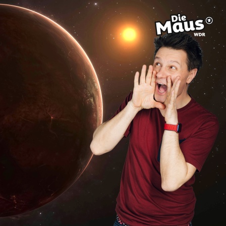 Fotomontage: Maus-Moderator André ruft ins Weltall