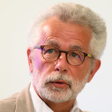 Hans Vorländer, Lehrstuhlinhaber Professur für Politische Theorie und Ideengeschichte und Direktor des Zentrums für Verfassungs- und Demokratieforschung an der TU Dresden.