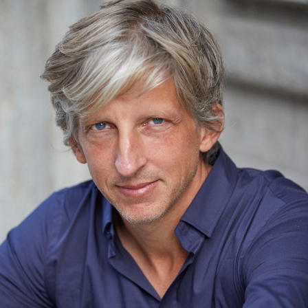 Klavierkabarettist William Wahl