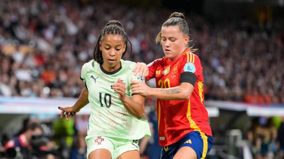 Coverbild Deutschland / Giulia Gwinn