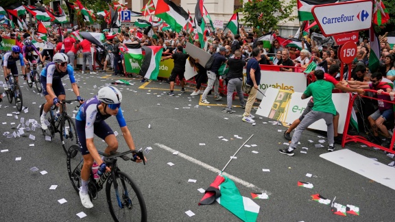 Sportschau - Proteste Bei Vuelta Sorgen Für Abbruch