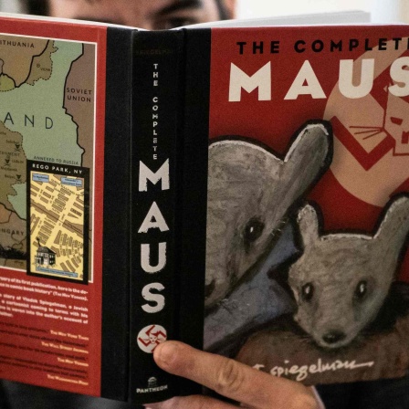 Graphic Novel "Maus" von Art Spiegelman