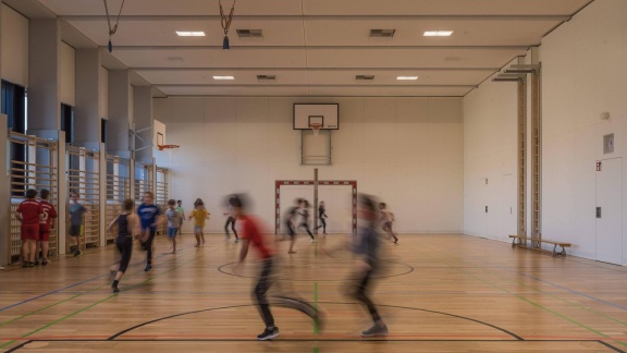 Sportschau - Lehrer Und Schüler Leiden Unter Schulsport-krise