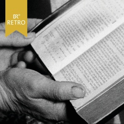 Hände, die ein aufgeschlagenes Buch halten | Bild: BR Archiv