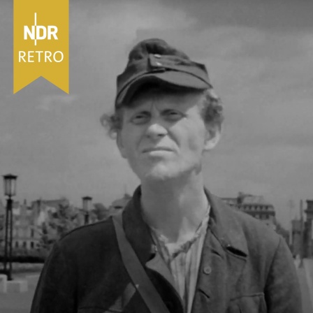 Szenenfoto aus dem Film "Berliner Ballade" mit Gert Fröbe als "Otto Normalverbraucher" (1948).
