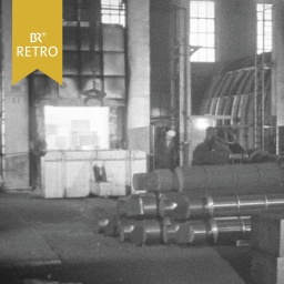Arbeiter in einem Stahlwerk | Bild: BR Archiv