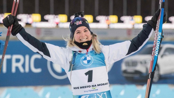 Sportschau Wintersport - Ohne Gewehr - Marte Olsbu Roiseland