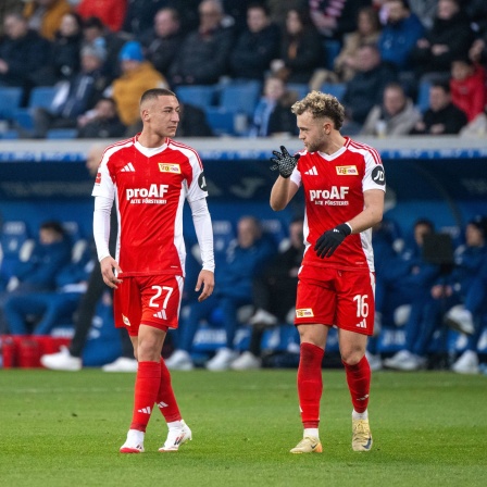 Marin Ljubicic und Benedict Hollerbach (re.) (1. FC Union Berlin)