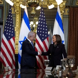 US-Vizepräsidentin Kamala Harris und der israelische Ministerpräsident Benjamin Netanjahu treffen sich im "Eisenhower Executive Office Building" auf dem Gelände des Weißen Hauses in Washington.