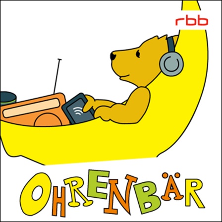 OHRENBÄR in der gelben Hängematte, mit Kopfhörern, Radio, MP3-Player und Smartspeaker (Quelle: rbb)