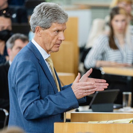 Der Thüringer Minister für Bildung, Jugend und Sport Helmut Holter DIE LINKE in der 81. Plenarsitzung des Thüringer Landtags 