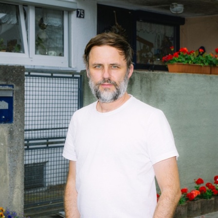 "Während ich schreibe, höre ich Nils Frahm im Hintergrund." | Florian Wacker, Schriftsteller