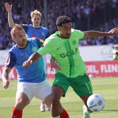 Holstein Kiel gegen VfL Wolfsburg