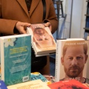 Die Autobiographie von Prinz Harry, "'Spare", sorgt für Diskussionen