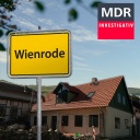 Ortseingangsschild Wienrode und alter Gasthof