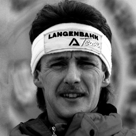 Skispringer Jens Weißflog Anfang der 90er-Jahre (Archivbild).