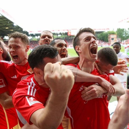 Jubel bei den Spielern des 1.FC Union nach dem Sieg gegen Freiburg