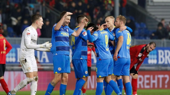 Sportschau Bundesliga - Braunschweig Schnappt Sich Drei Punkte