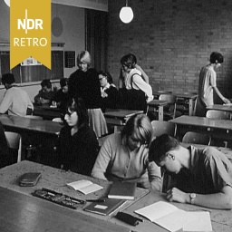 Schüler an einer Hamburger Schule, 1964.