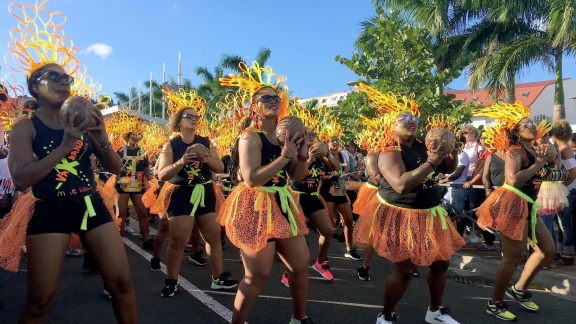 Verrückt Nach Meer - Maskerade Auf Martinique (432)