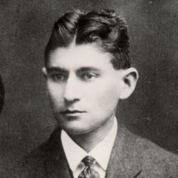 Ein Passfoto von Franz Kafka