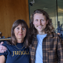 Christiane Falk zusammen mit Josh Savage im Studio © radioeins/Daniela Wilke