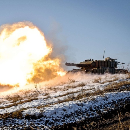 Ein Leopard 1A5 feuert während einer Übung der ukrainisches Landstreitkräfte.