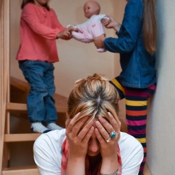 Erschöpfte Eltern: Warum der Stress bei Müttern und Vätern steigt