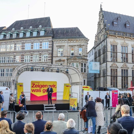 Wahlkampfveranstaltung auf dem Marktplatz in Bremen